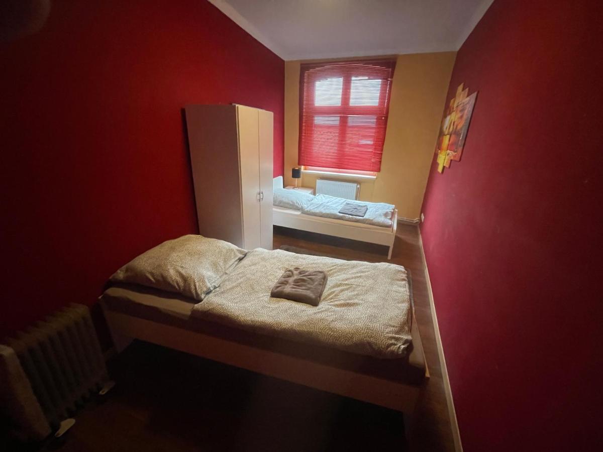 Traenental Apartamento Stassfurt Exterior foto